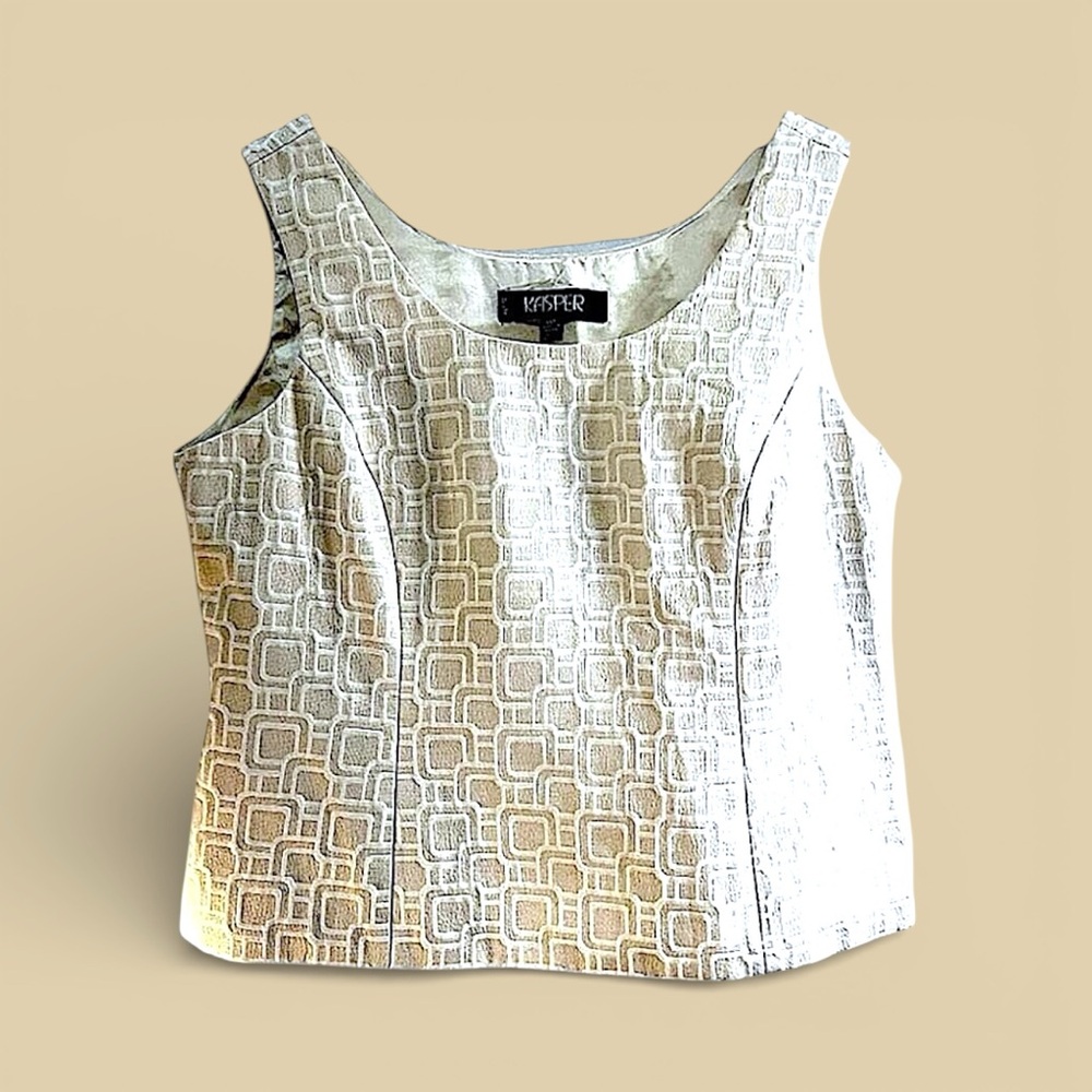 KASPER Sleeveless Cropped Top in a Geometric Pattern Light Beige & Ivory SZ 14P